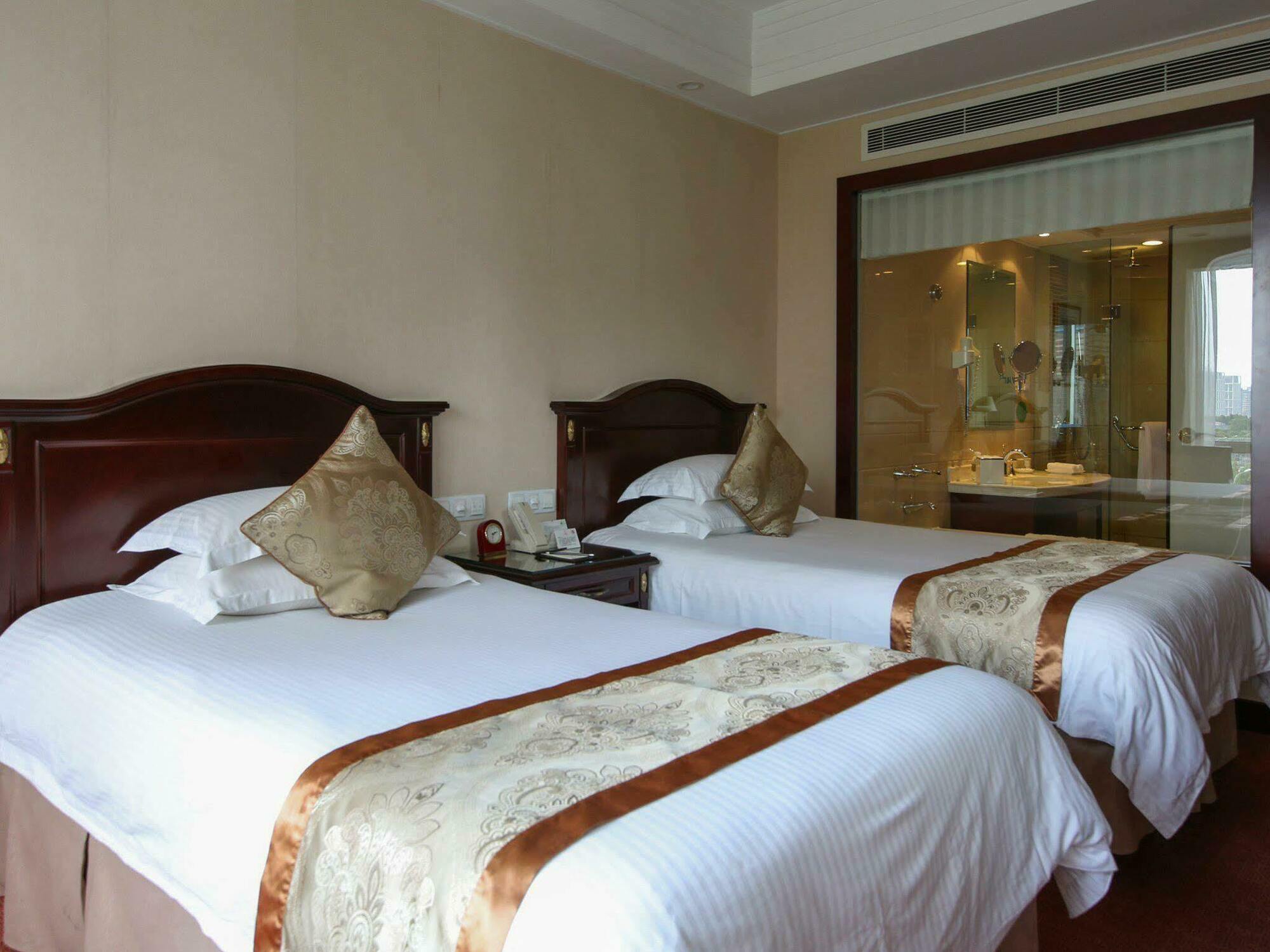 Oriental Riverside Bund View Hotel Shanghai Esterno foto